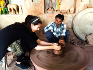 Making-pottery-at-Potter-house-in-Jodphur