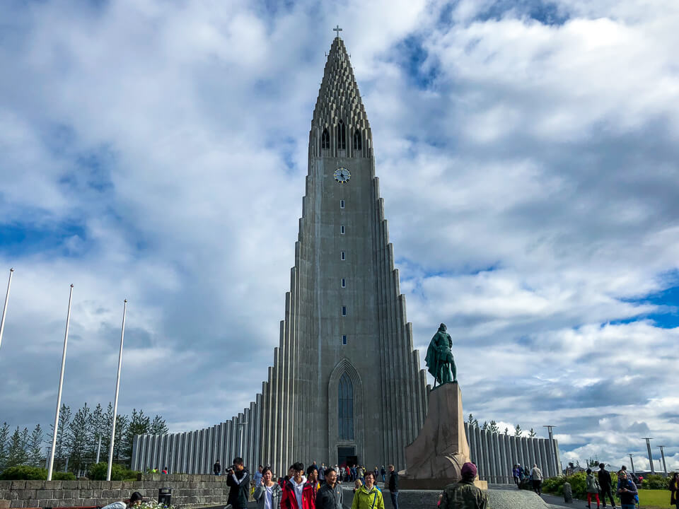 church Hallgrímskirkja in reykjavik