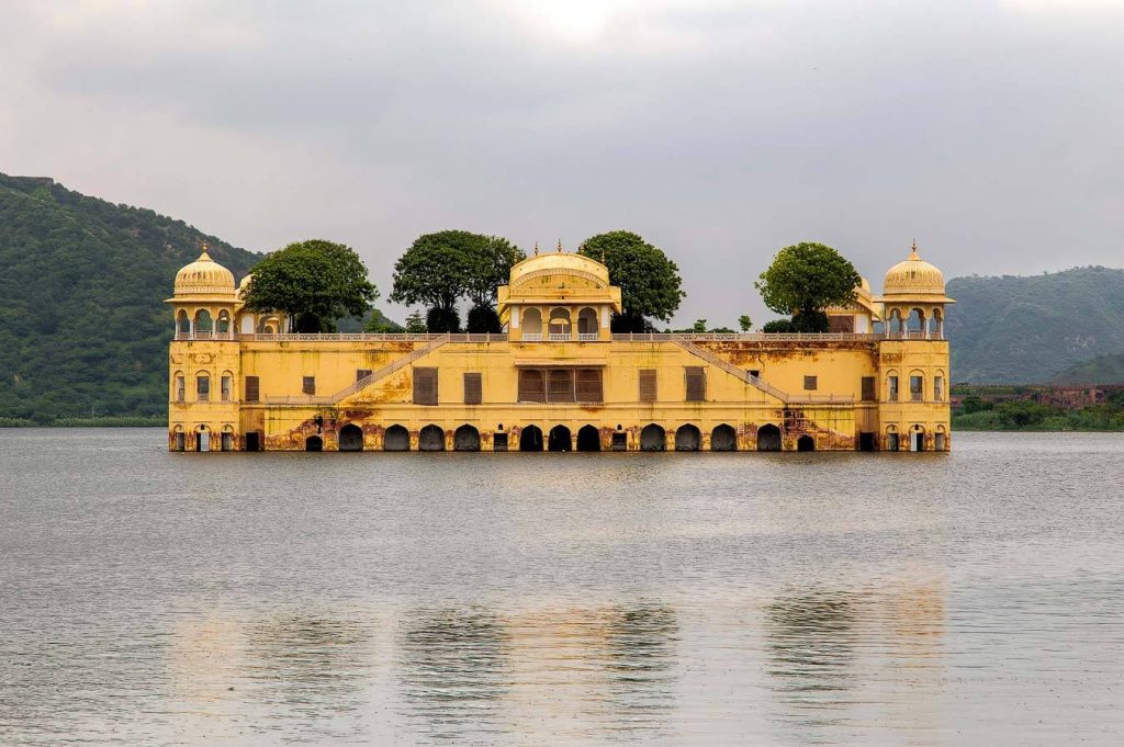 Jal Mahal  Wasserpalast in Pushkar